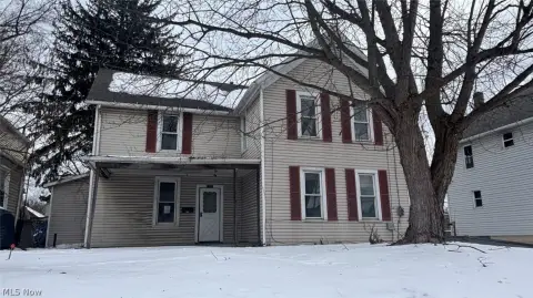 Akron Duplex Ready for Renovation