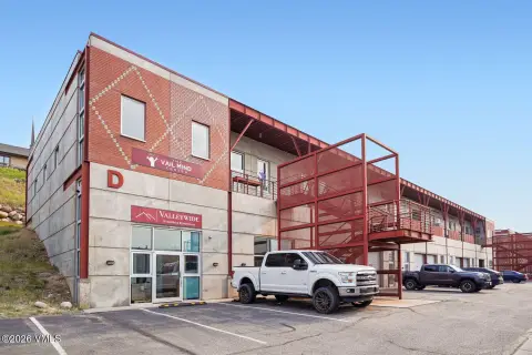 Commercial Park Office-Retail Space