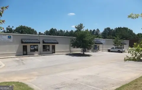Gainesville Office/Warehouse Corner Lot