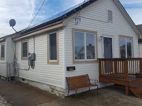 Renovated Duplex with Solar Power