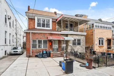 Renovated Semi-Detached Brick Duplex