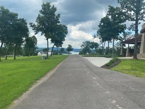 Lake Tenkiller View Land