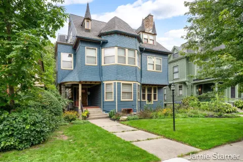 Renovated Duplex with Garage