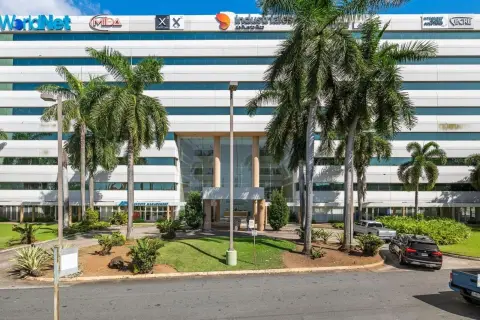 Modern Office Space in Guaynabo