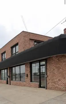 Brick Office Units on Cross Bay Blvd