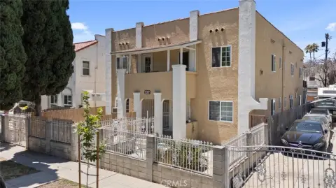 Hollywood Multifamily Investment Opportunity