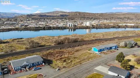 Residential Land with Columbia River Views
