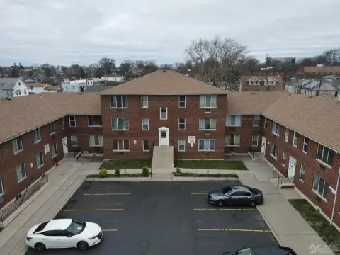 43-Unit Brick Apartment Building