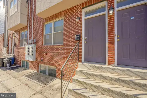 Fully Leased Duplex with Two 3BR Units