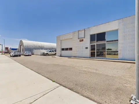 Heated Shop with Office Flex
