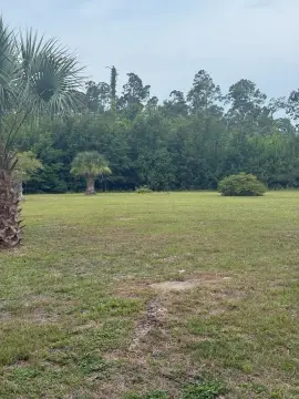 Golf Cart Accessible Waterfront-Adjacent Land