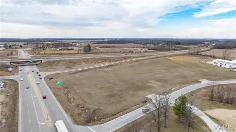 Commercial Land Near Interstate