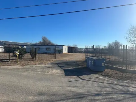 Fenced Flex Space