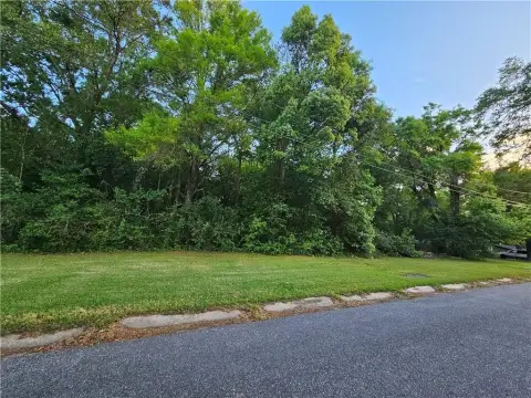 Wooded Lot in Overlook Area