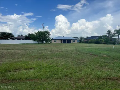 Residential Lot in Cape Coral