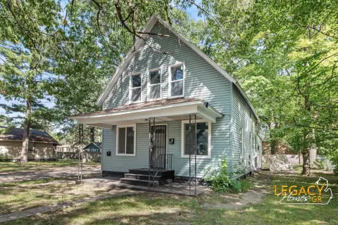 Updated Duplex with Basement