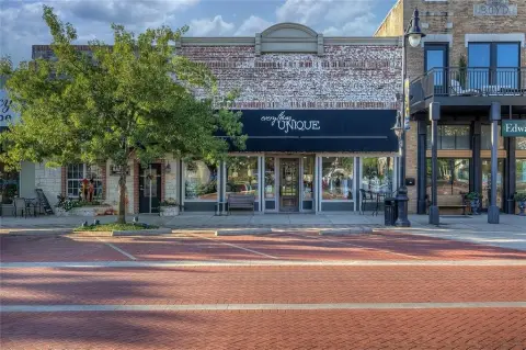 Sulphur Springs Mixed-Use Retail Opportunity