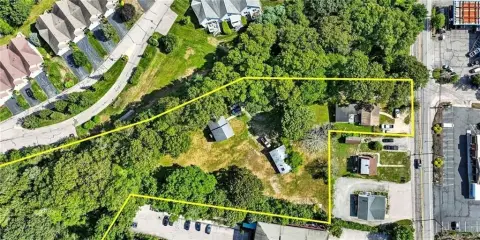 Three-Lot Mixed-Use Land