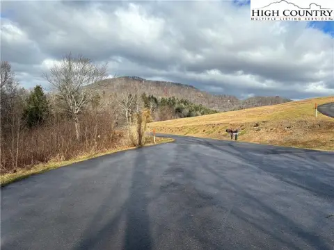 Gable Farm Estates View Lots