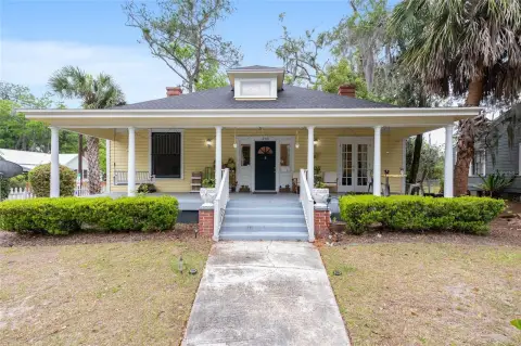 Historic Duplex Near University of Florida