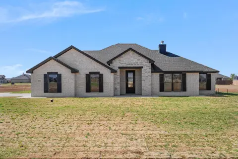 Amarillo Home on Acre Lot