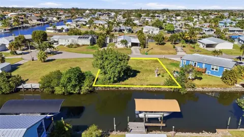 Waterfront Land with Unrestricted Access
