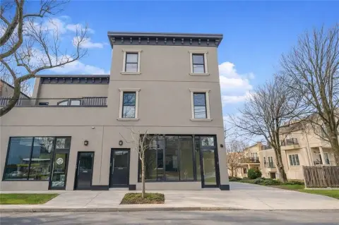 New Mixed-Use Staten Island Building