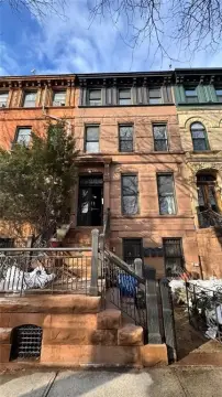 Brooklyn Brownstone in Bedford-Stuyvesant