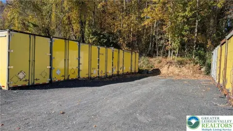 Storage Trailers For Rent