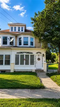 Brick Duplex with Two Units