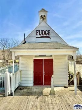 Business Opportunity in Carbon, IN