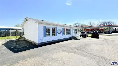 Poplar Street Commercial Opportunity