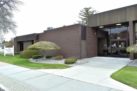 Office or Retail Suite with Shared Access