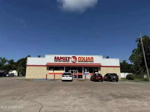 Freestanding Retail Store