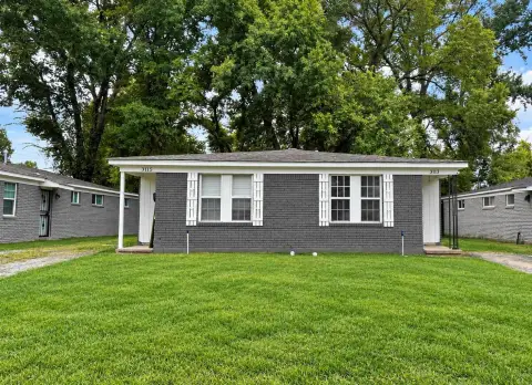 Two-Unit Ranch Duplex