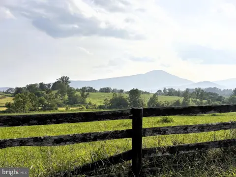 Agricultural Land with Mountain Views