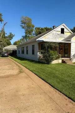 Retail Property with Barber Shop