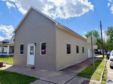 Mixed-Use Property in Terre Haute