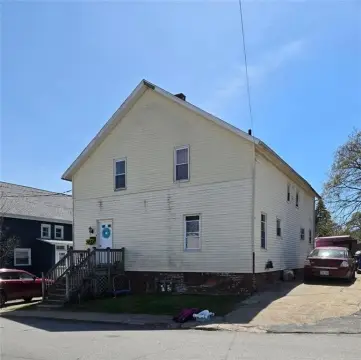 Johnston Duplex: Investment Opportunity
