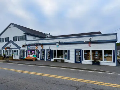 Updated Retail Space