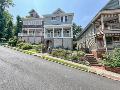 Renovated Two-Family Home, Grymes Hill