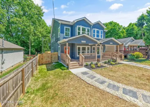Two-Story Craftsman Duplex