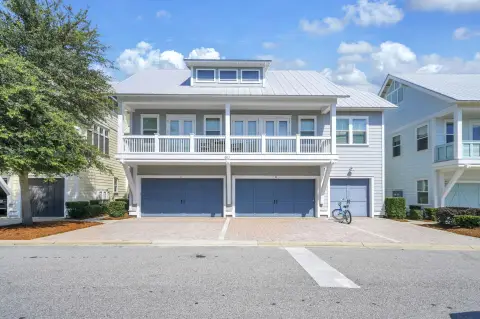 End-Unit Townhome in Resort Community