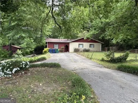 Duplex on Large Clarkston Lot
