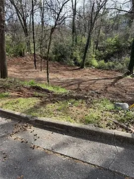 Vacant Lot Near Downtown Atlanta