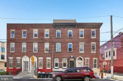 Duplex with Roof Deck