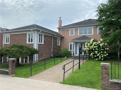 Pelham Gardens Professional Office Suites