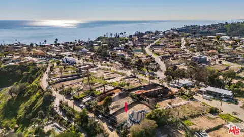 Pacific Palisades Coastal Home Opportunity