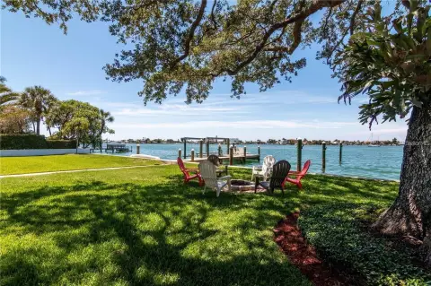 Oversized Lot Near Beach