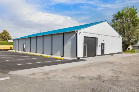 ADA-Ready Flex Space Suite